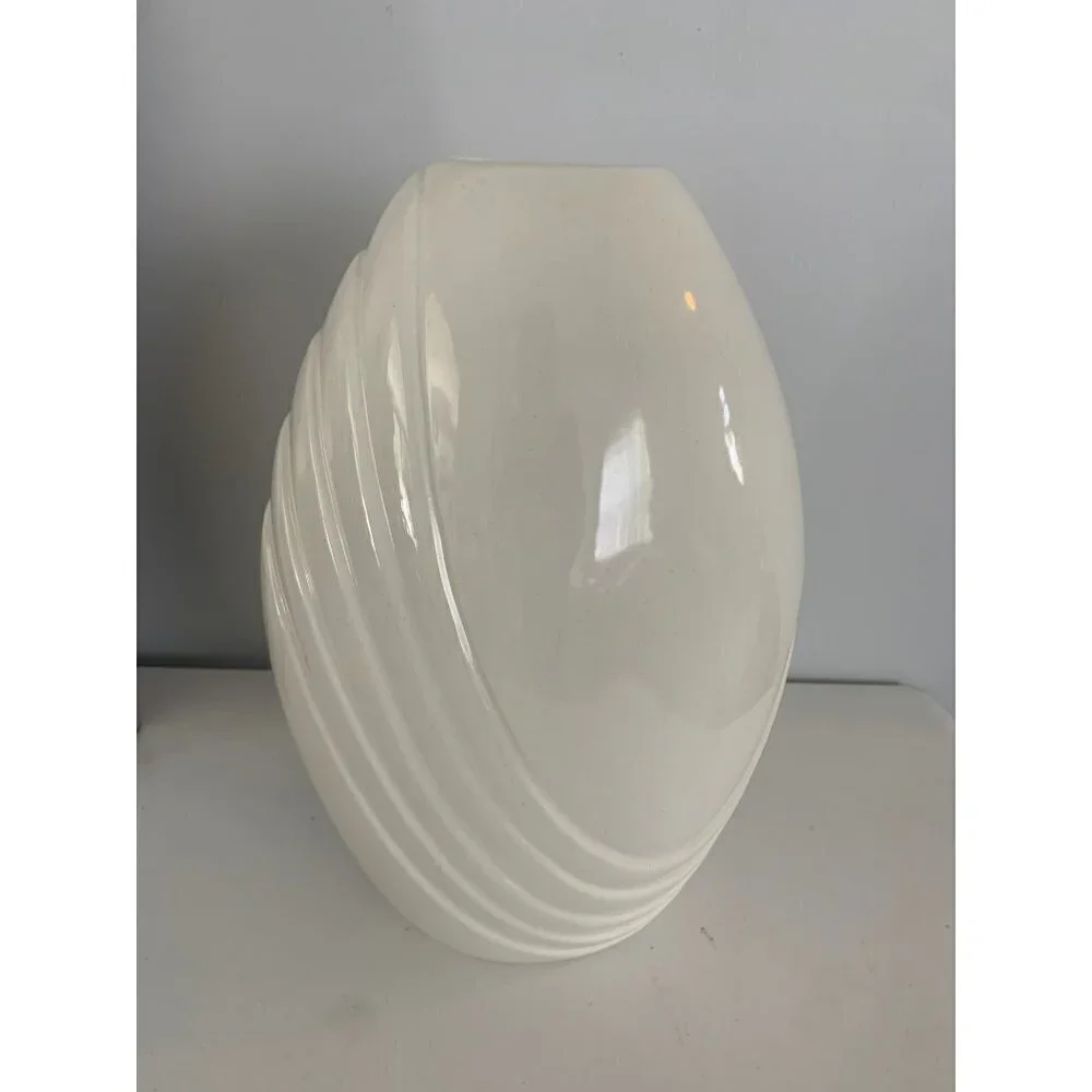 NCI Oval egg shape 1980s Off white Swelling Vase 12.5” MCM‎ vintage ceramic home